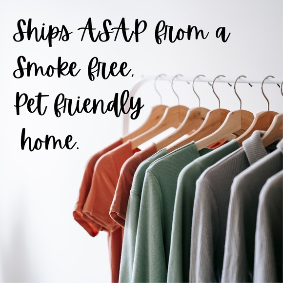 Ships ASAP from smoke-free pet friendly home! - Picture 1 of 1